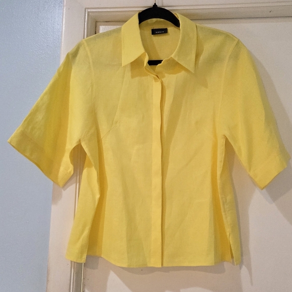 Akris Tops - Women's Akris Boxy Linen Short Sleeve Yellow Blouse, Size 8
